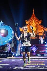 BIB: 0505
                            <button type="button" onclick="openModal(22646008)" class="btn btn-primary btn-sm float-right btn-popup" data-toggle="modal" data-target=".modal-high-quality">
                        <i class="fas fa-shopping-cart"></i> Add to Cart
                    </button>
                                            <button type="button" onclick="isThisMe(22646008, true)" class="btn btn-success btn-sm float-right btn-popup btn-isme hidden" data-toggle="tooltip" data-placement="bottom" title="นี่คือรูปของคุณใช่ไหม คลิกที่นี่เพื่อเอาเข้าอัลบั้ม">
                        <i class="fas fa-plus"></i> Add to album
                    </button>
                    <button type="button" onclick="isThisMe(22646008, false)" class="btn btn-warning btn-sm float-right btn-popup btn-isnotme hidden">
                        <i class="fas fa-ban"></i> Remove from album
                    </button>